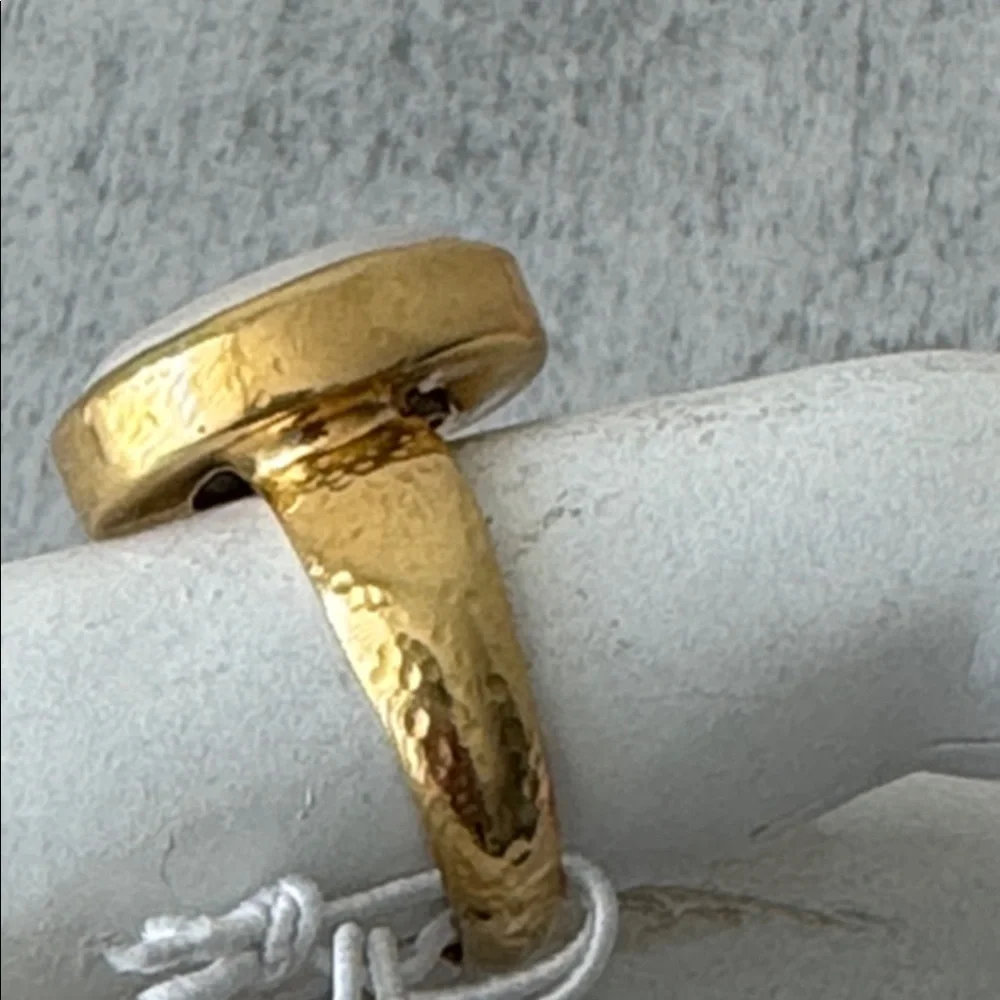 SHAANTI JEWELS Gold Plated 925 Sterling Silver Baroque Moth of Pearl Ring 7.5